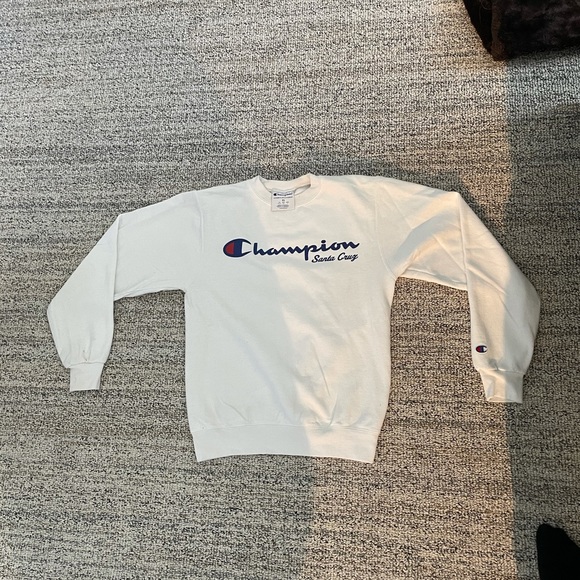 Santa Cruz champion crew neck